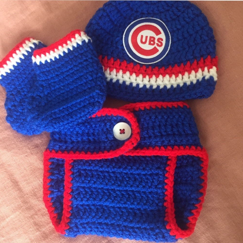 Handmade Infant Crochet Set- Chicago Cubs